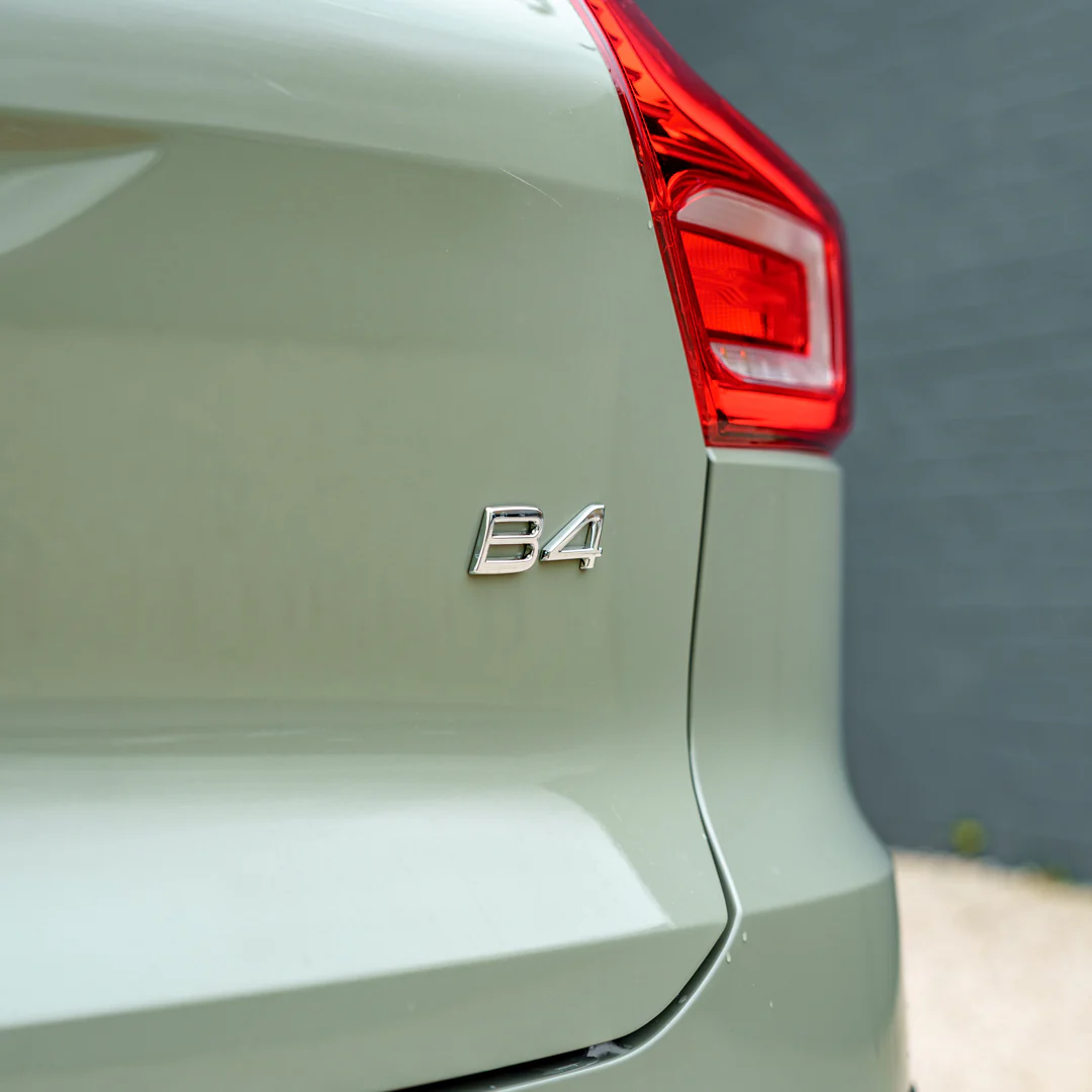 Volvo XC-40 - Image 14