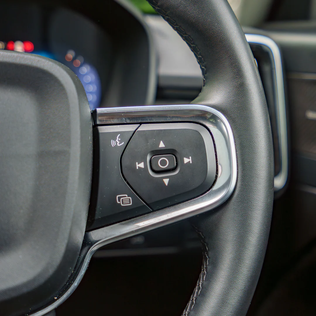 Volvo XC-40 - Image 19
