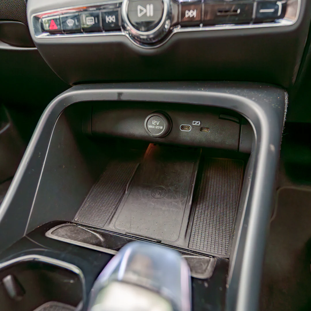 Volvo XC-40 - Image 27